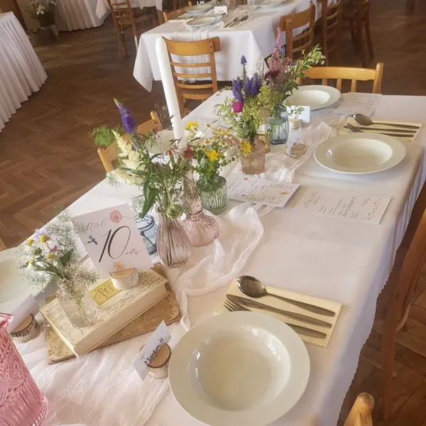 Slavnostní tabule — fotografie 48